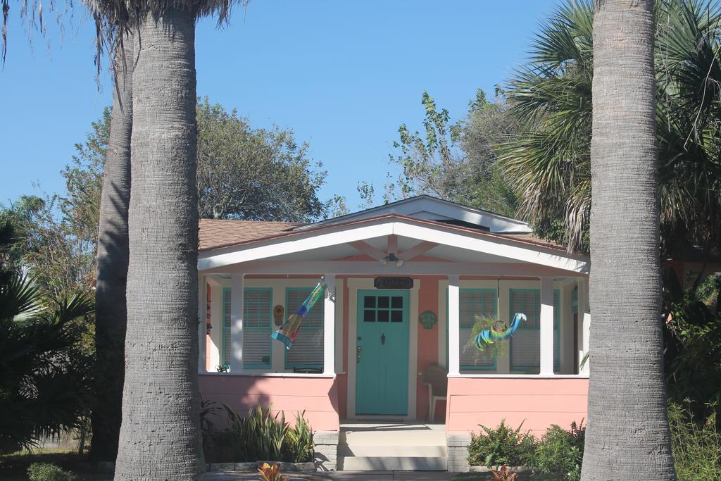 Coronado Palms Coastal Cottage Galveston Exterior foto