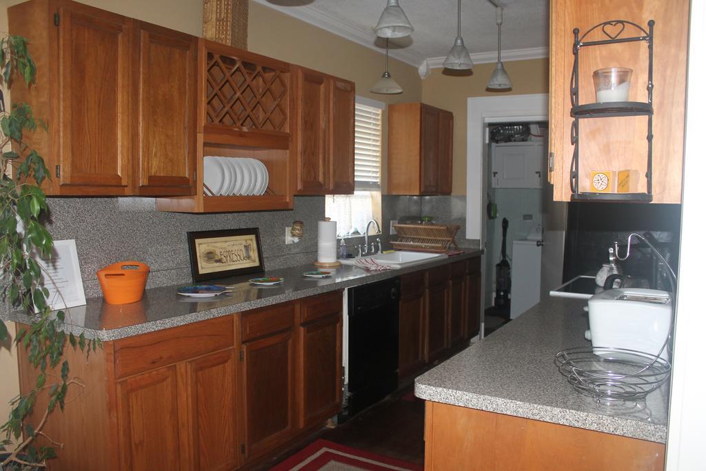 Coronado Palms Coastal Cottage Galveston Exterior foto